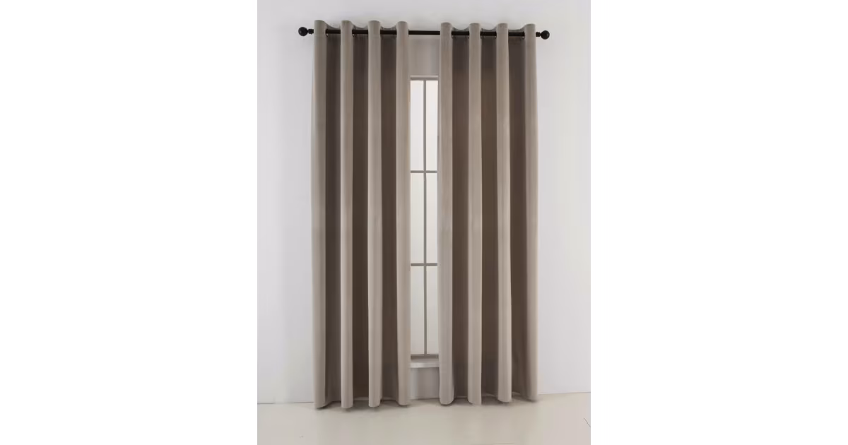 Sametové zatemňovací závěsy Cesar cappuccino - 140 x 180 cm (2ks) - kroužky Koupit Online