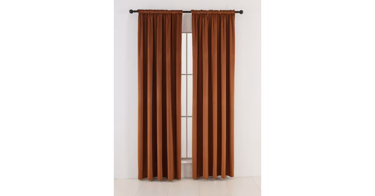 Nejprodávanější Sametové zatemňovací závěsy Cesar terakota - 140 x 250 cm (2ks) - řasící stuha