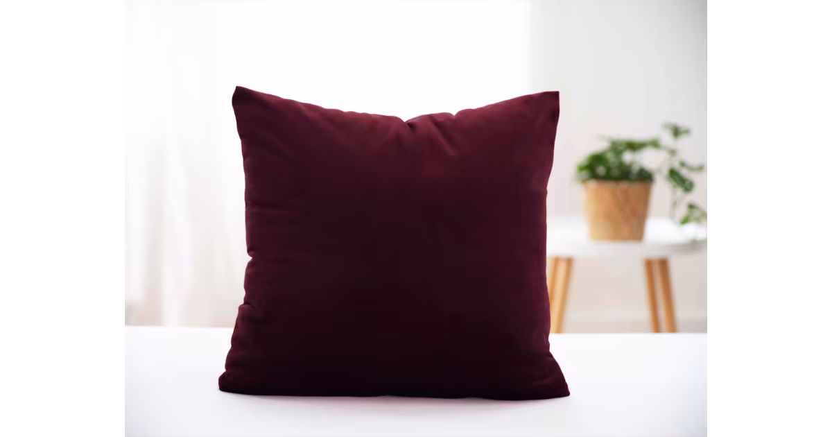 Nová Kolekce Sametový povlak na polštář Velvet bordó - 45 × 45 cm