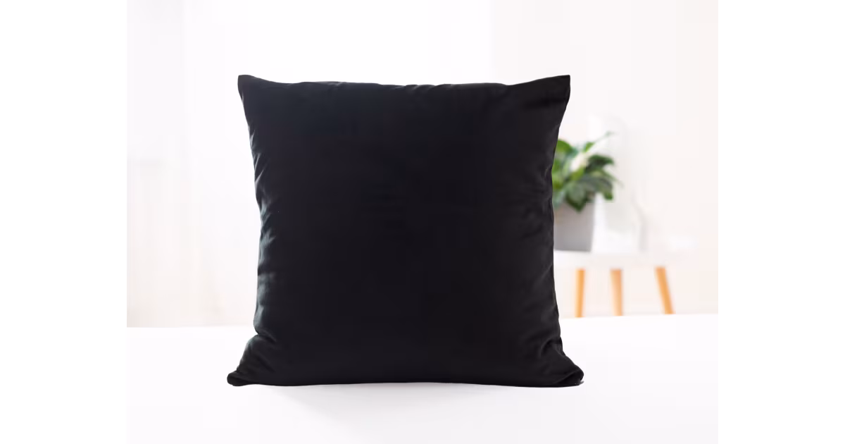 Sametový povlak na polštář Velvet černá - 45 × 45 cm Bezpečná Platba