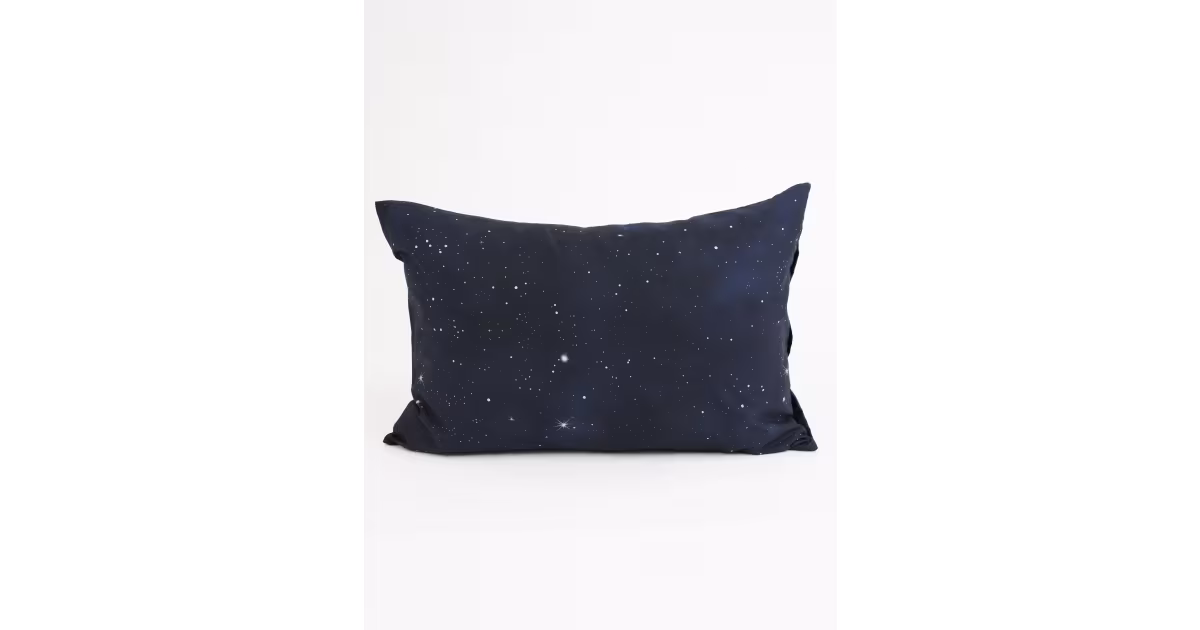 Víkendová Akce Saténový povlak na polštář 40 x 60 cm - Hvězdná obloha