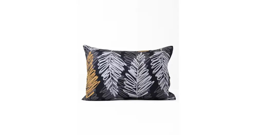 Must-Have Saténový povlak na polštář 40 x 60 cm - Zoe