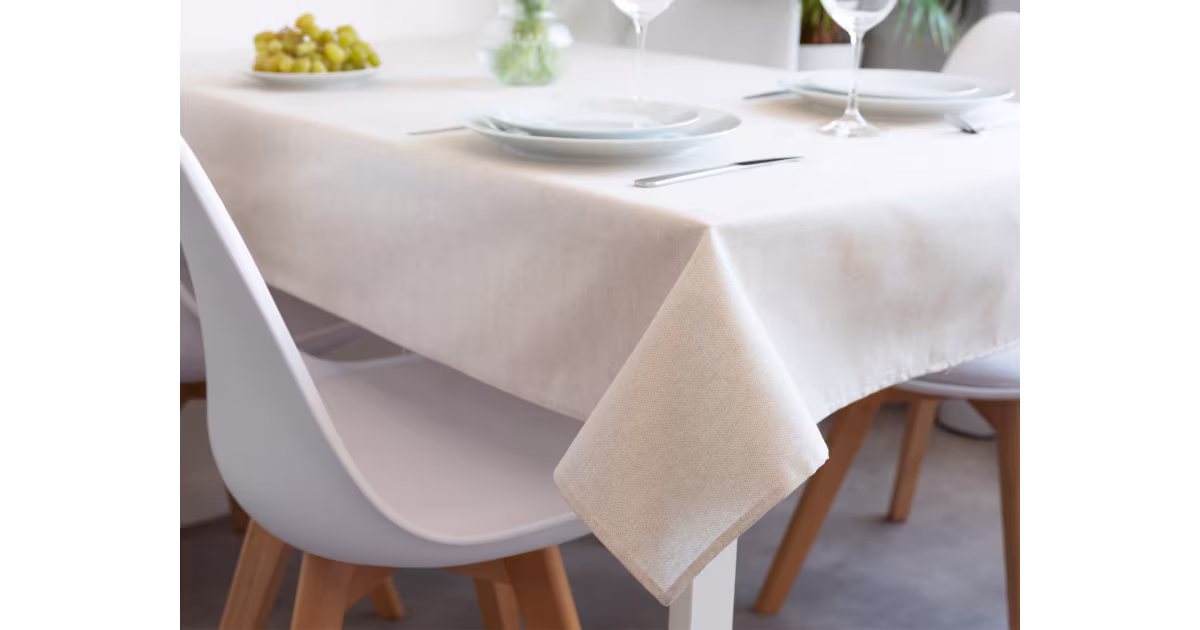 Tovární Cena Ubrus Premium 120 × 200 cm – béžový