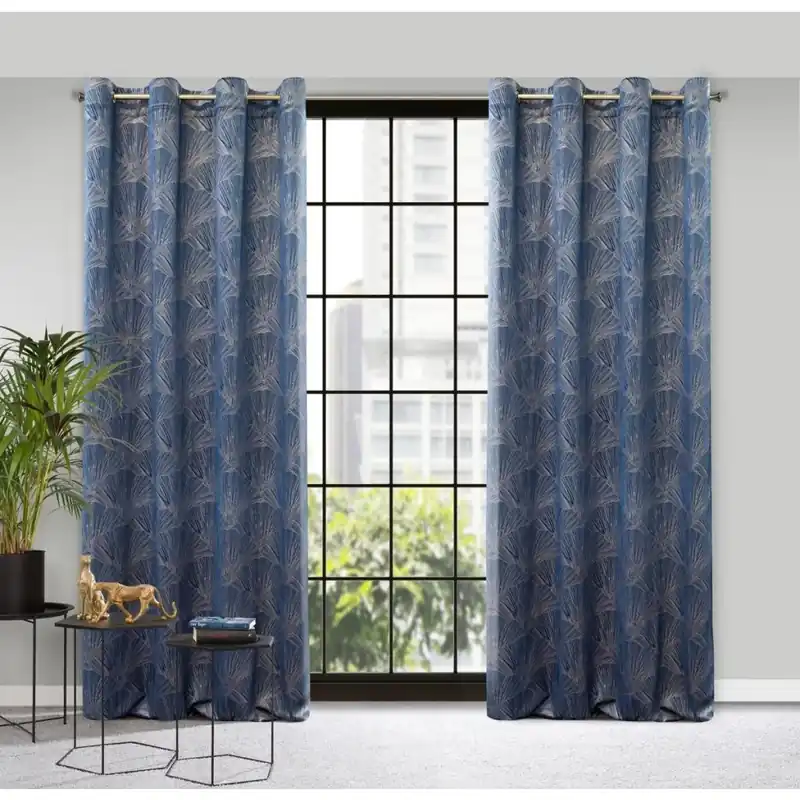 Ověřený Dekorační vzorovaný velvet závěs s kroužky GOYA PIERRE CARDIN 140x250 cm modrá (cena za 1 kus) MyBestHome
