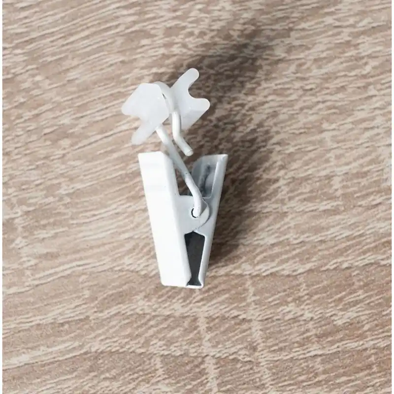 Kovová žabka do kolejnice bílá 1,5 cm x 0,6 cm balení obsahuje 10 kusů Mybesthome Cena za 10 kusů v balení Horká Nabídka
