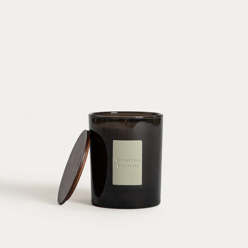 Koupit Online Svíčka URBAN LEATHER Eucalyptus Patchouli 781339